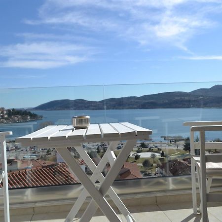 קסטוריה Calm Lake Balcony מראה חיצוני תמונה